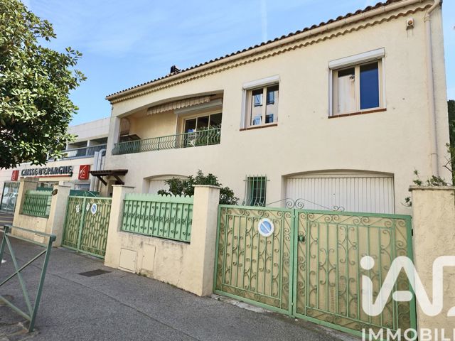 Vente  Maison de 200 m² à Sanary 780 000 euros Réf: SFN-1983870