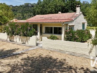 Vente  Maison de 119 m² à Méounes lès Montrieux 349 000 euros Réf: SFN-2073907