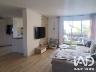 Vente  Appartement T4  de 90 m² à Hyères 339 000 euros Réf: SFN-2074008