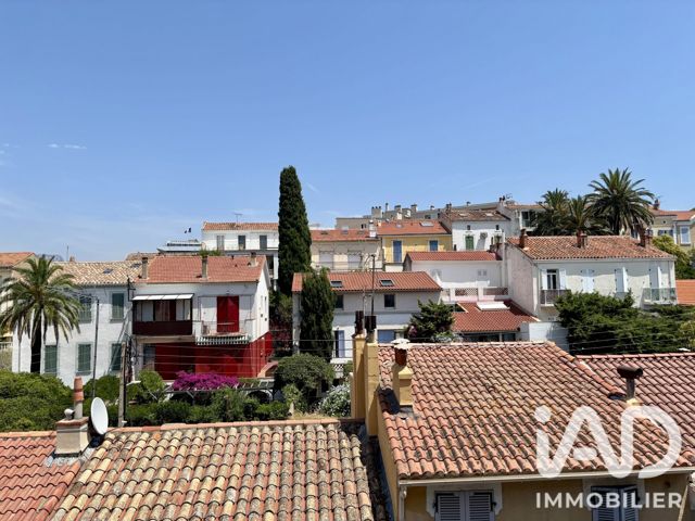 Vente  Appartement F2  de 53 m² à Toulon 262 000 euros Réf: SFN-2075120