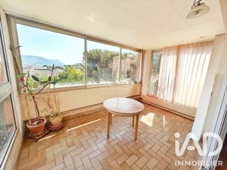 Vente  Appartement T4  de 80 m² à La Seyne 229 000 euros