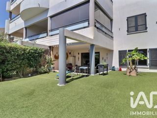 Vente  Appartement F2  de 65 m² à Bormes les Mimosas 445 000 euros