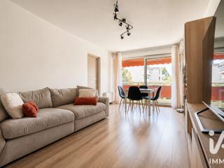 Vente  Appartement T4  de 84 m² à Saint Raphaël 299 000 euros