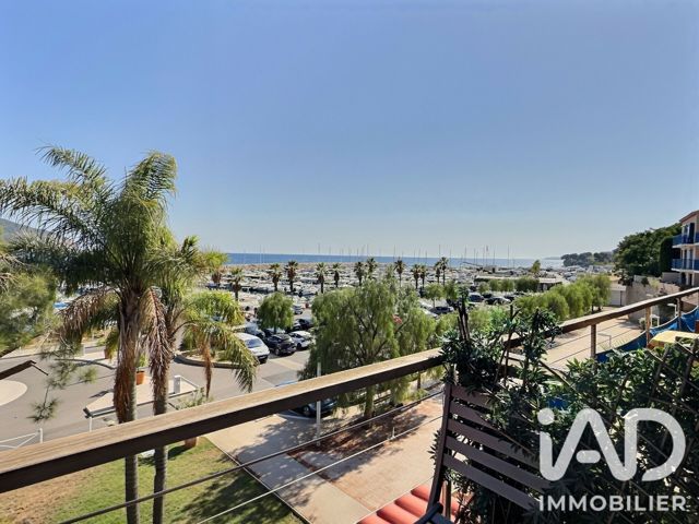 Vente  Appartement F3  de 47 m² à Saint Cyr Sur Mer 399 000 euros Réf: SFN-2074814