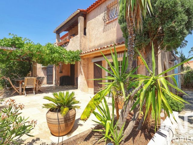 Vente  Maison de 135 m² à La Seyne 525 000 euros Réf: SFN-2075840