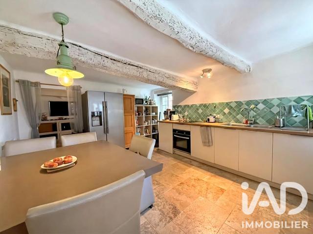 Vente  Appartement F3  de 55 m² à La Garde Freinet 190 000 euros Réf: SFN-2076638