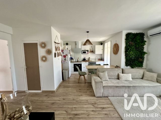 Vente  Appartement T4  de 66 m² à Toulon 194 000 euros Réf: SFN-2079524