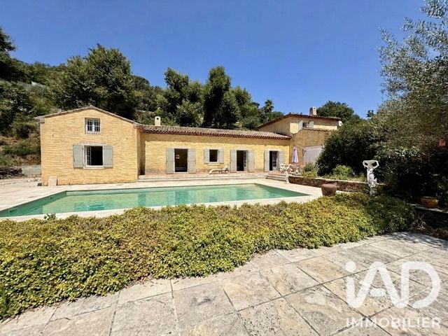 Vente  Maison de 155 m² à Collobrières 530 000 euros Réf: SFN-2080536