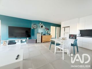 Vente  Maison de 70 m² à Pierrefeu du Var 379 000 euros