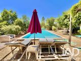 Vente  Maison de 207 m² à Saint Paul en Forêt 820 000 euros
