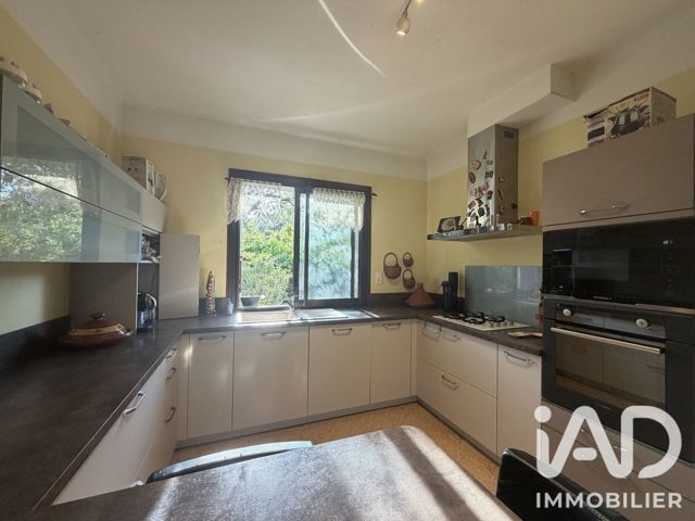 Vente  Maison de 130 m² à Six-Fours 615 000 euros Réf: SFN-2079741