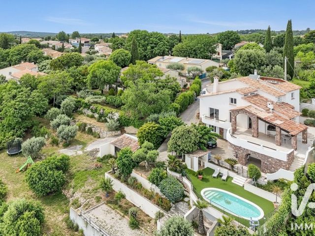 Vente  Maison de 315 m² à Draguignan 849 000 euros Réf: SFN-2082006
