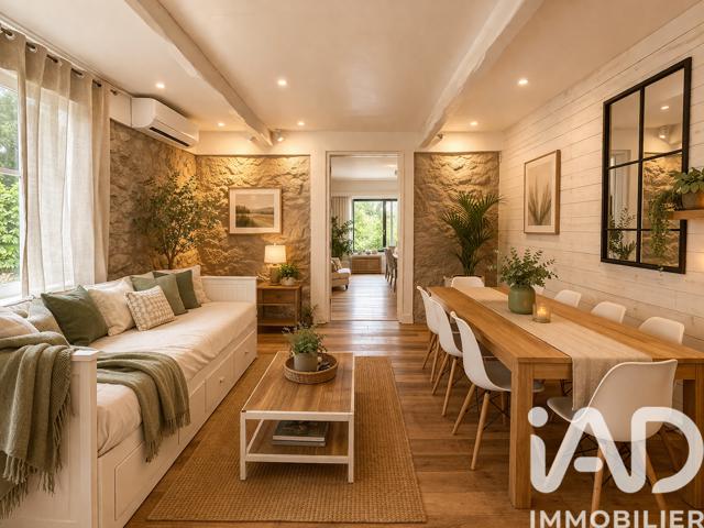 Vente  Maison de 180 m² à Fréjus 2 190 000 euros Réf: SFN-1987066