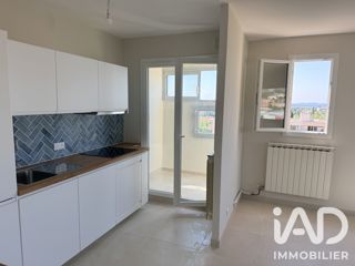Vente  Appartement T3  de 57 m² à Hyères 209 000 euros