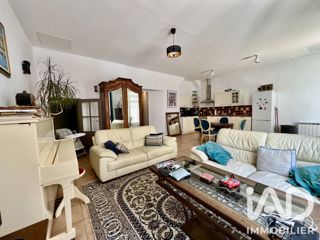 Vente  Maison de 117 m² à Saint Zacharie 292 000 euros
