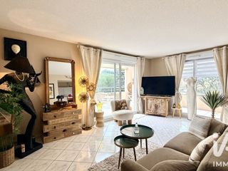 Vente  Appartement F3  de 66 m² à Fréjus 329 000 euros