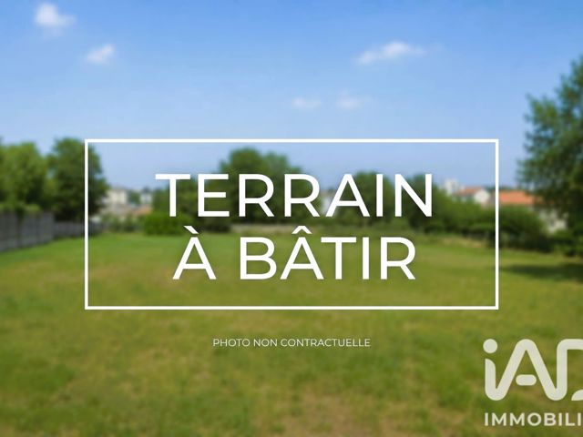 Vente  Terrain de 798 m² à Saint Raphaël 350 000 euros Réf: SFN-2082908