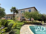 Vente  Maison de 215 m² à Solliès Ville 1 248 000 euros