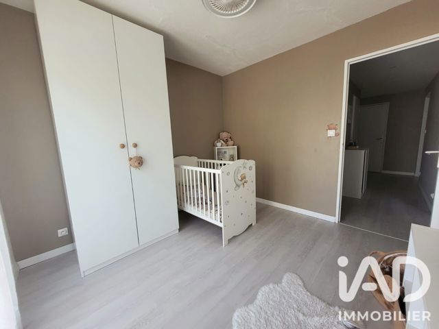 Vente  Appartement T4  de 78 m² à La Garde 265 000 euros Réf: SFN-2051718