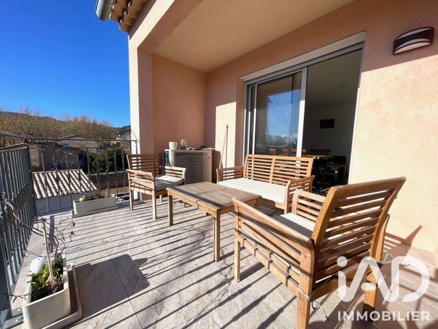 Vente  Appartement T3  de 67 m² au Plan de la Tour 325 000 euros Réf: SFN-2084720
