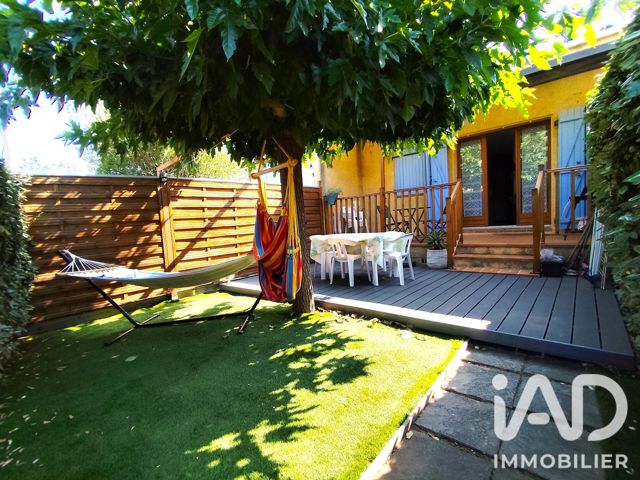 Vente  Maison de 40 m² à Bormes les Mimosas 248 000 euros Réf: SFN-2055255
