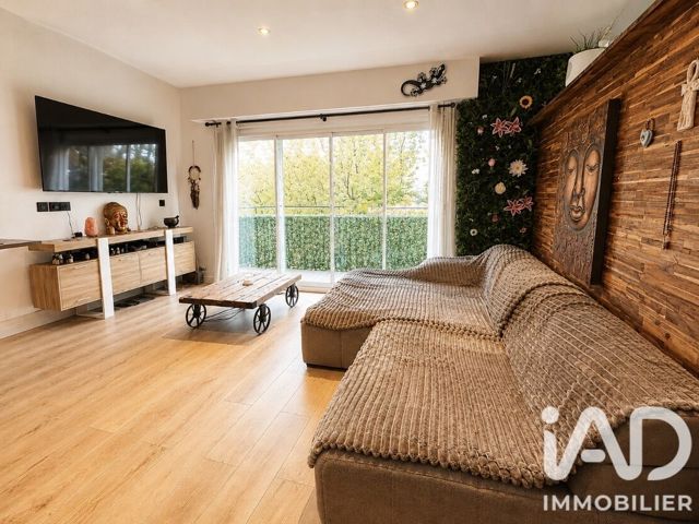 Vente  Appartement F2  de 40 m² à Saint Raphaël 279 000 euros Réf: SFN-2085453