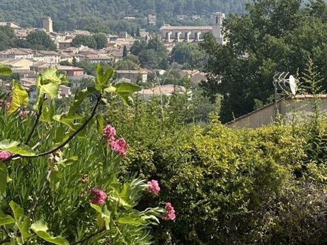 Vente  Studio de 30 m² à Lorgues 121 000 euros Réf: SFN-2010596