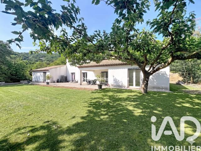Vente  Maison de 168 m² à Collobrières 539 000 euros Réf: SFN-2041200
