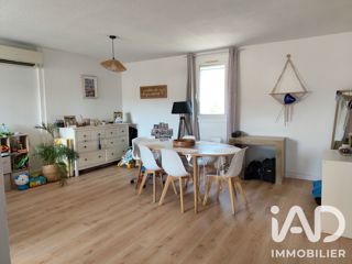 Vente  Appartement T4  de 90 m² à Hyères 339 000 euros