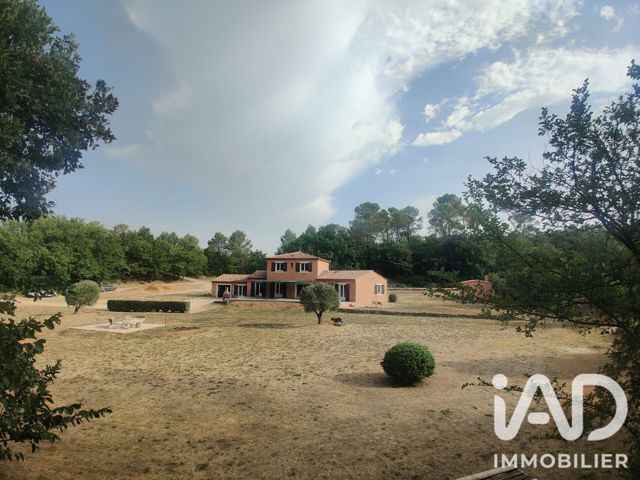 Vente  Maison de 173 m² à Tourves 675 000 euros Réf: SFN-2074853