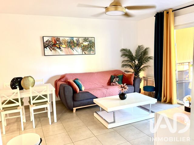 Vente  Appartement F2  de 45 m² à Fréjus 234 500 euros Réf: SFN-2085027