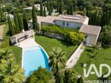 Vente  Maison de 268 m² à Solliès Pont 1 146 000 euros