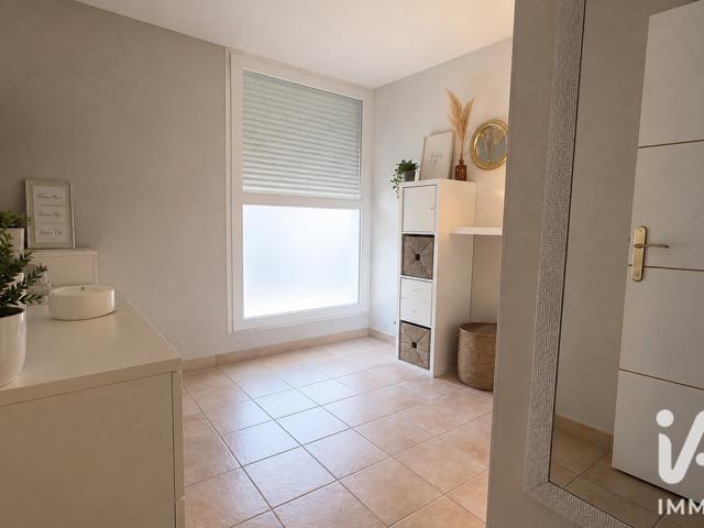 Vente  Appartement F4  de 85 m² à Toulon 255 000 euros Réf: SFN-2087066