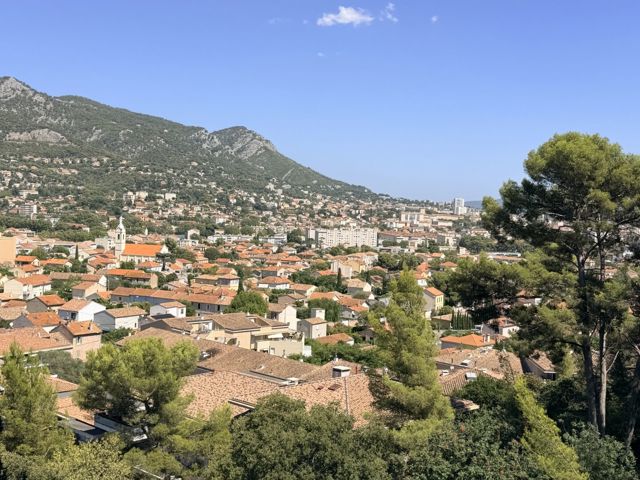 Vente  Appartement F4  de 70 m² à Toulon 155 000 euros Réf: SFN-2087395