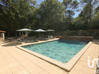 Vente  Maison de 675 m² au Val 1 290 000 euros