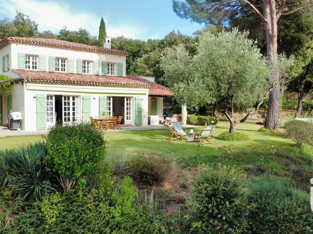 Vente  Maison de 270 m² à Montauroux 1 399 000 euros Réf: SFN-1845676