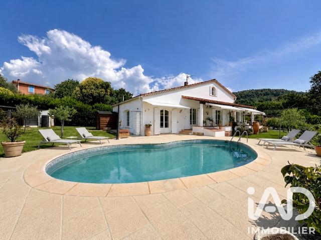 Vente  Maison de 144 m² à Tourrettes 550 000 euros Réf: SFN-2063708