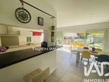 Vente  Maison de 164 m² à La Crau 750 000 euros