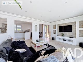 Vente  Maison de 147 m² à Hyères 830 000 euros