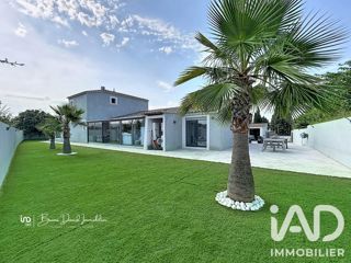 Vente  Maison de 318 m² à Pierrefeu du Var 1 199 000 euros