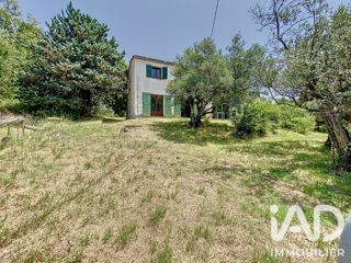 Vente  Maison de 143 m² à Tourrettes 388 500 euros