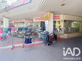 Vente  Local commercial de 50 m² à Toulon 142 000 euros