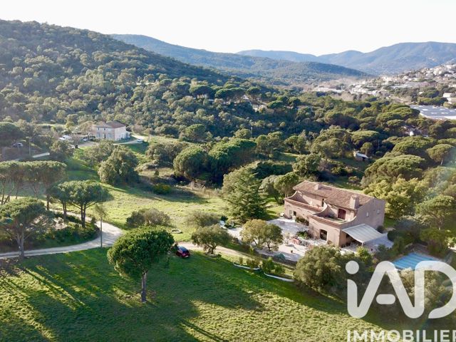 Vente  Maison de 411 m² à Sainte Maxime 8 345 000 euros Réf: SFN-1920398