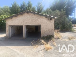 Vente  Garage de 71 m² à Ollioules 69 000 euros