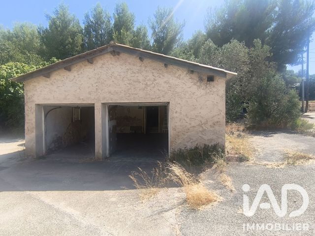 Vente  Garage de 71 m² à Ollioules 69 000 euros Réf: SFN-2087739