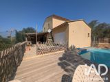 Vente  Maison de 131 m² à Collobrières 450 000 euros