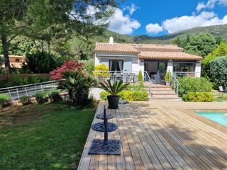 Vente  Maison de 130 m² à Signes 620 000 euros