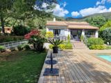 Vente  Maison de 130 m² à Signes 620 000 euros