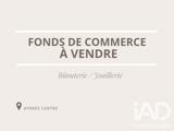 Vente  Local commercial de 50 m² à Hyères 108 000 euros