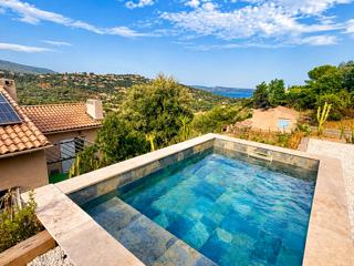 Vente  Maison de 100 m² à Cavalaire sur Mer 699 000 euros